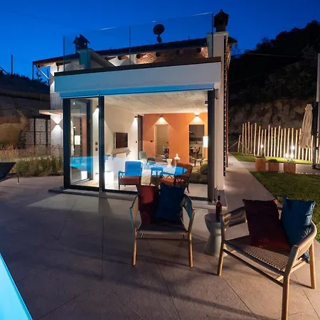 Relais Casa Clara Tatil Evi Monteu Roero